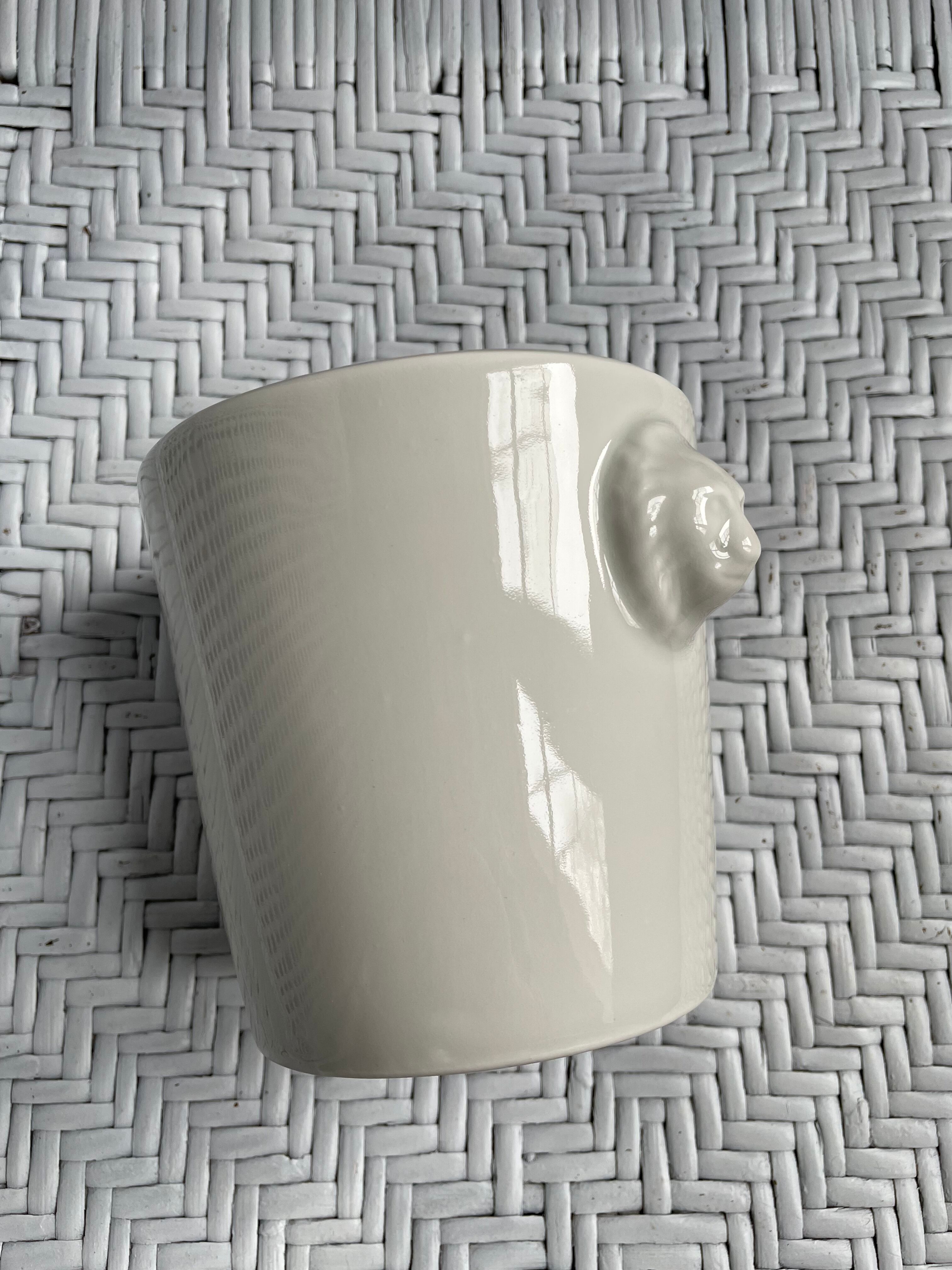 White porcelain pot cover limoges lion's head