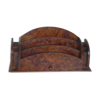 Letter holder