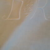 Lot de 4 draps anciens brodés