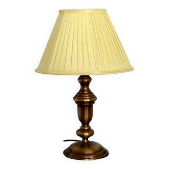 Lampe de table vintage en laiton avec base ronde et abat-jour plissé crème 4352