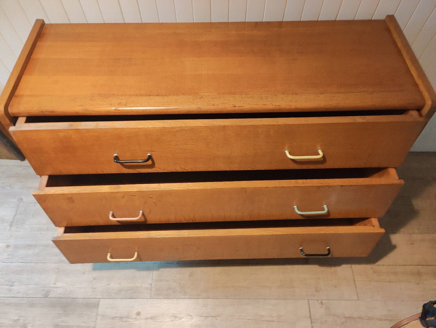 Vintage 1950 oak chest of drawers with pyramidal drawers
