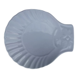 Porcelain scallop shell
