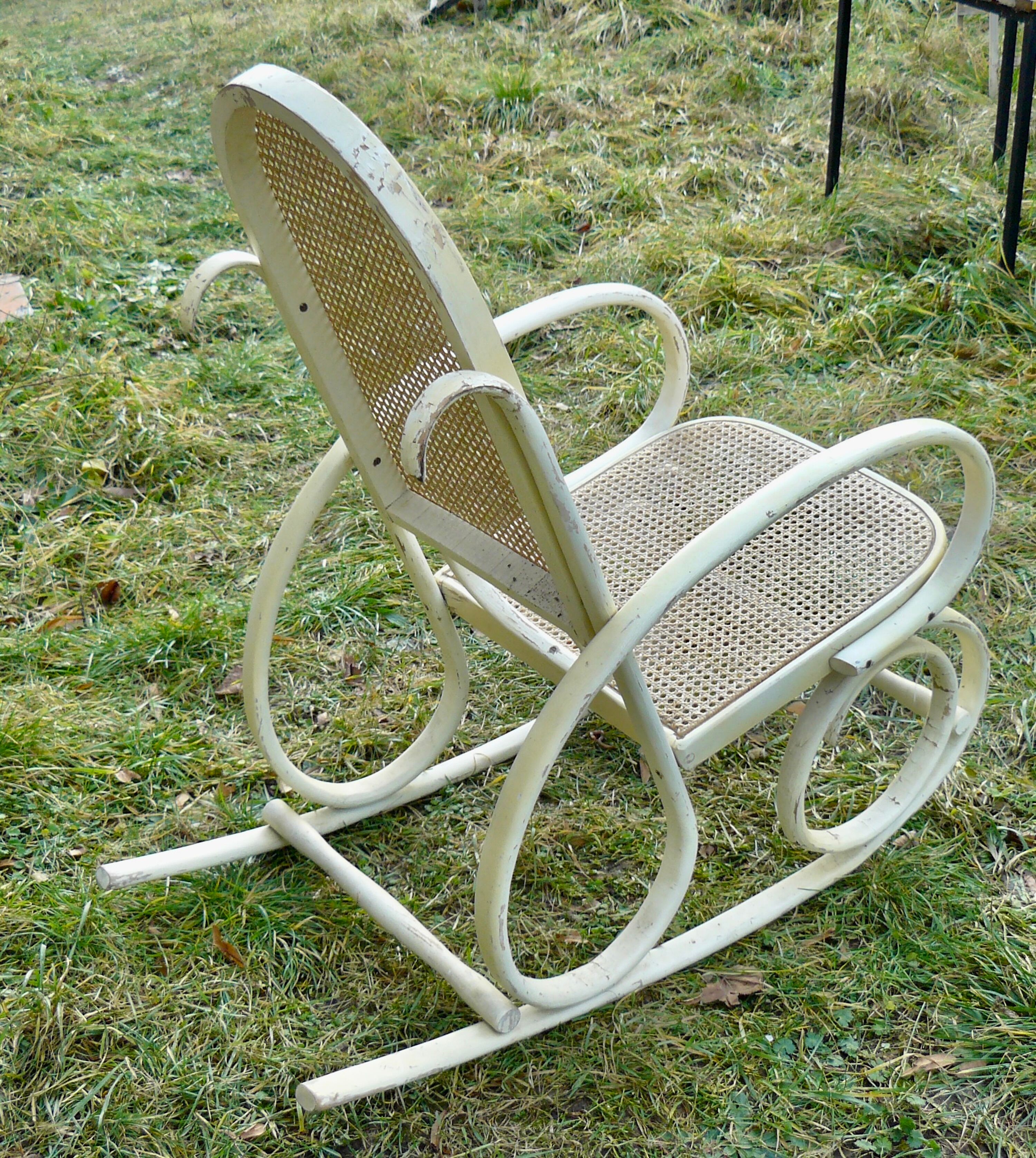 Rocking chair bentwood and canning
