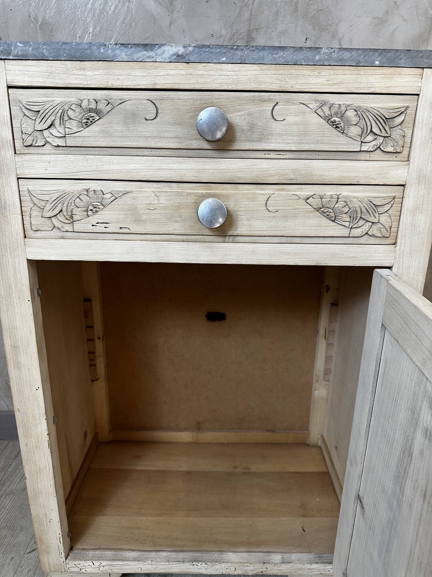 Art Deco furniture