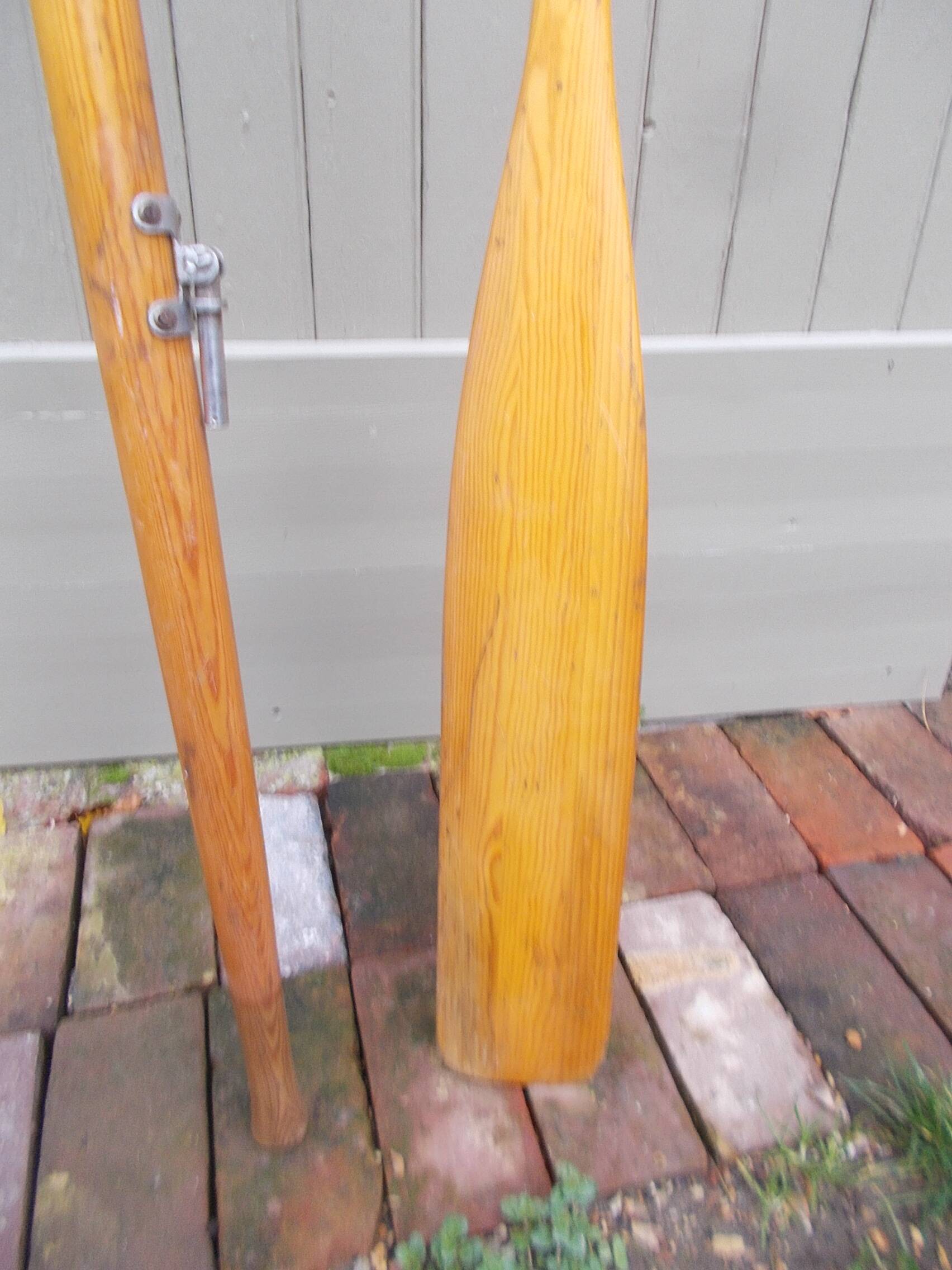 Pair of vintage oars