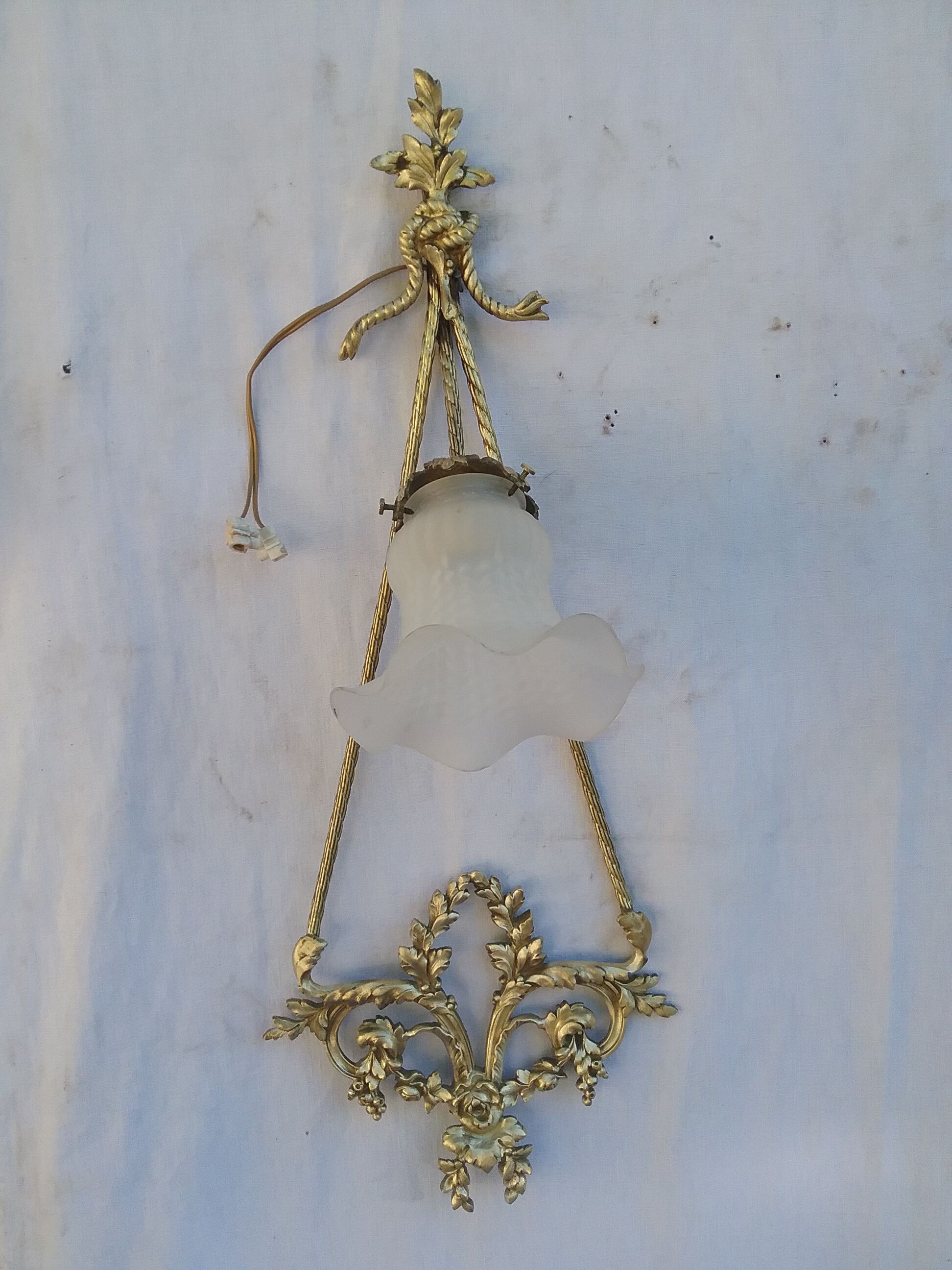 Pair of brass wall light