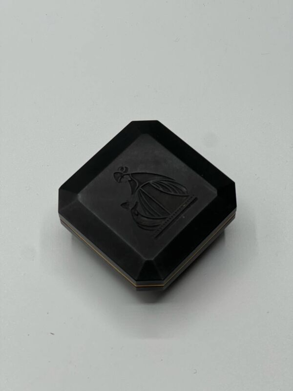 Bouteille de parfum Lanvin