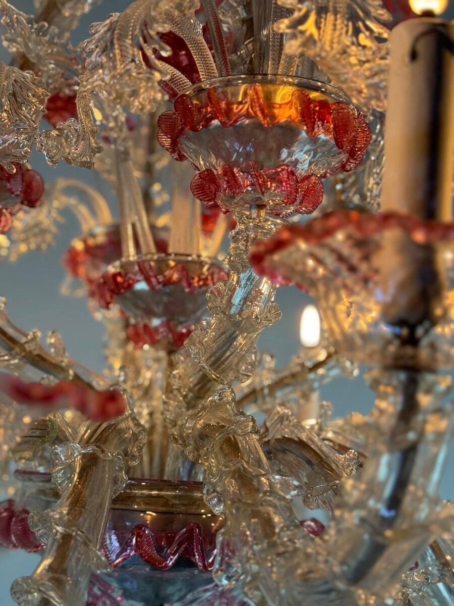 Rezzonico Venetian chandelier in colorless and red Venetian glass, circa 1920