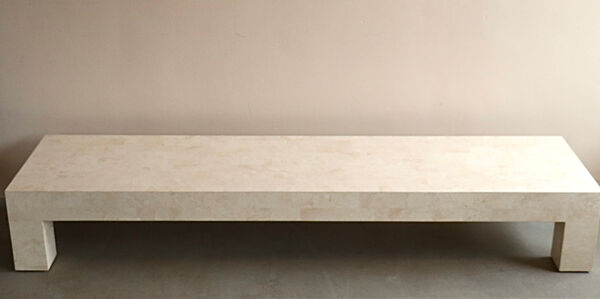 Table basse en travertin incrustation