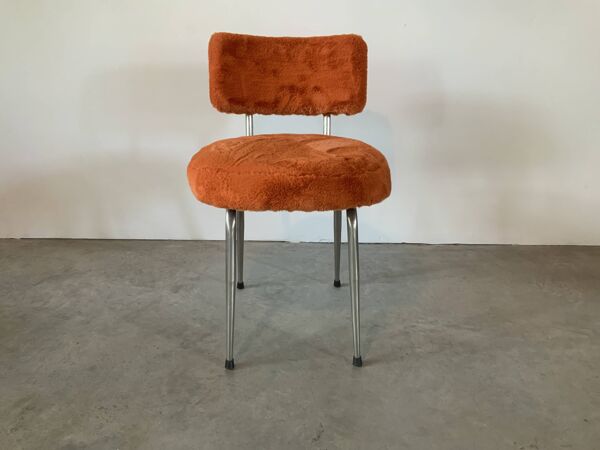 Chaise moumoute orange 60