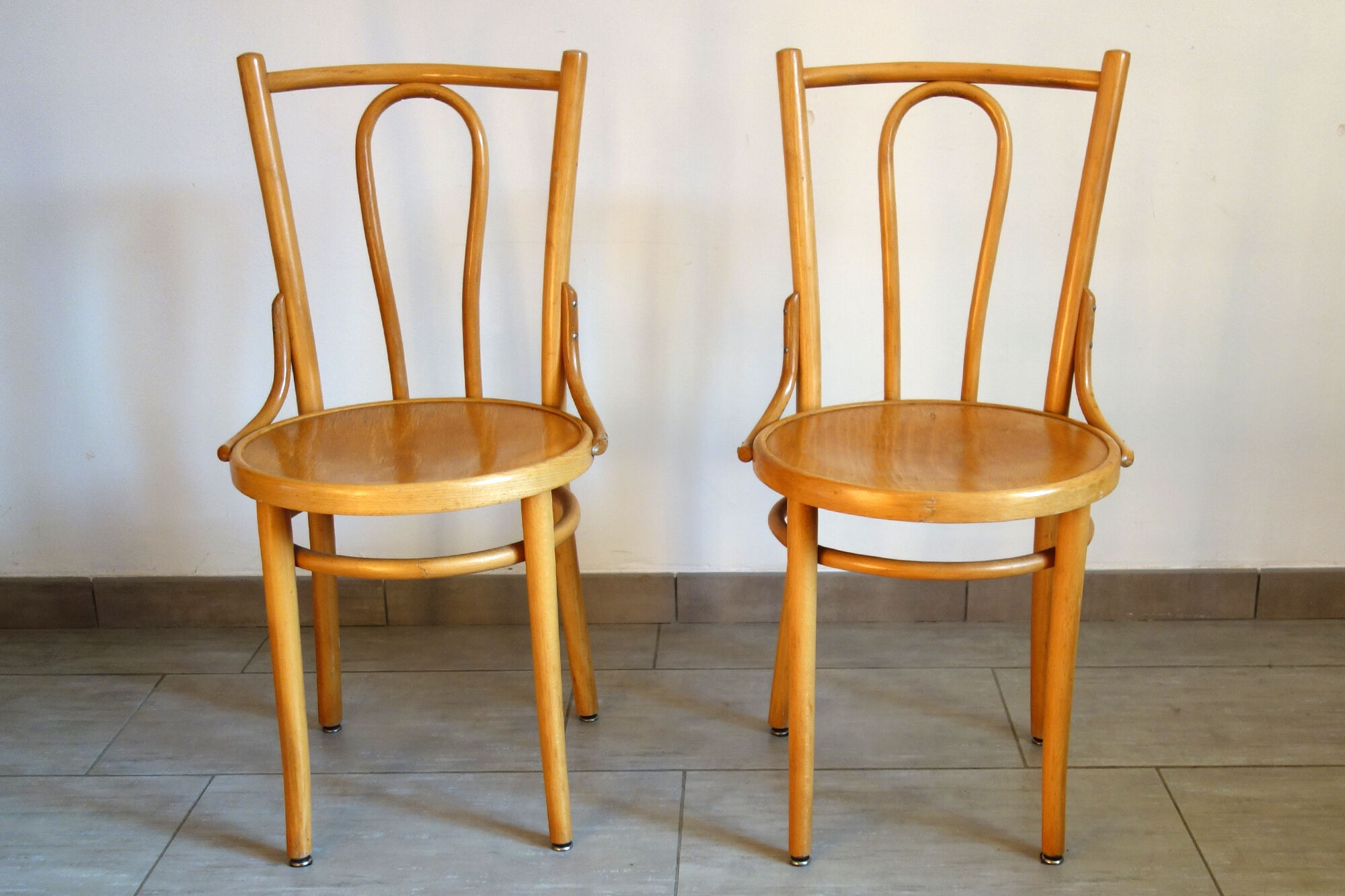Set of 4 vintage bistro chairs