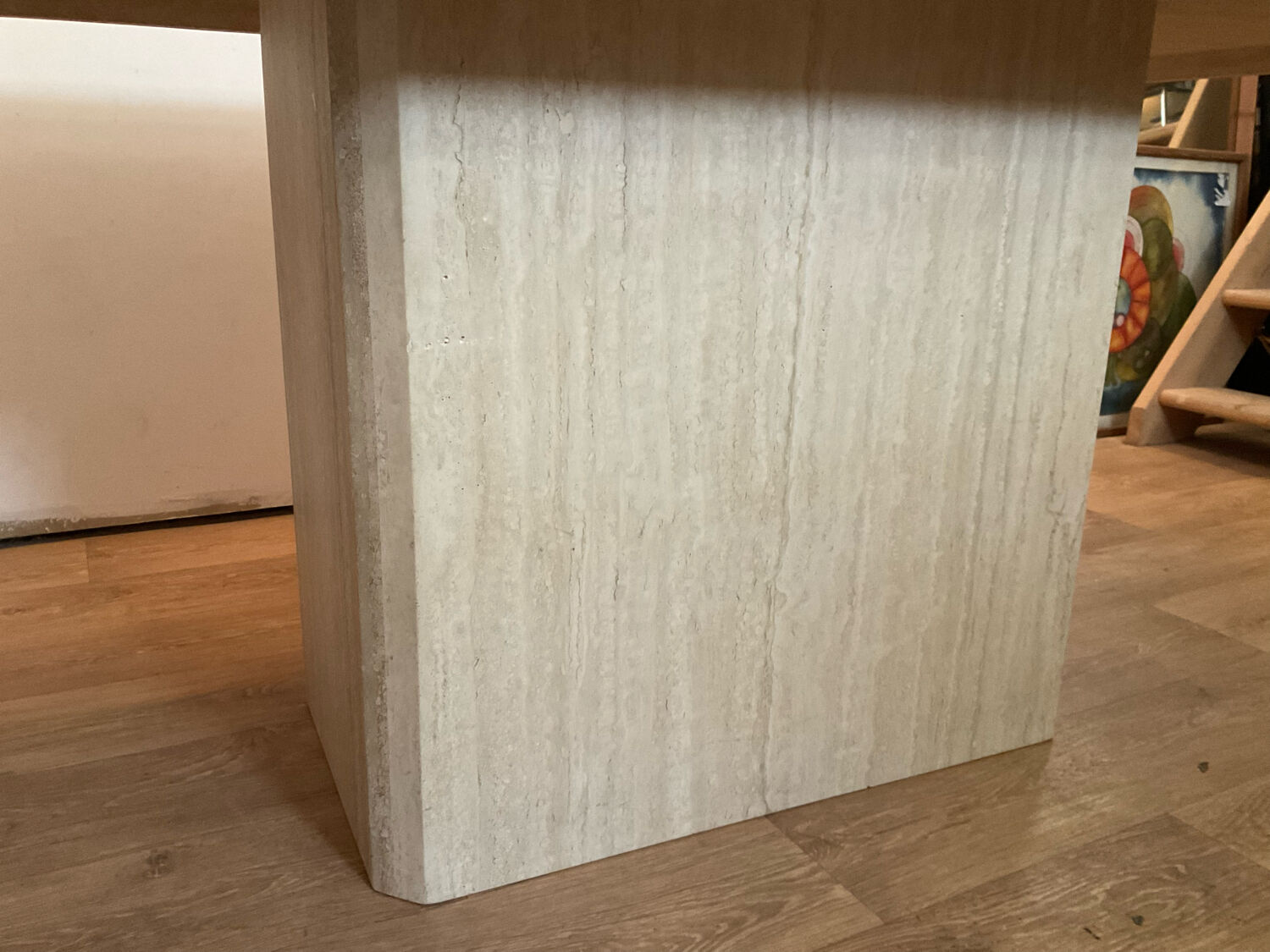 Travertine dining table 6/8 people