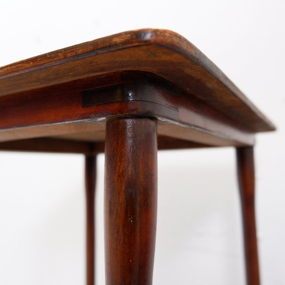 Art Nouveau side table in bent wood no. 960 by J&J Kohn - 1920s