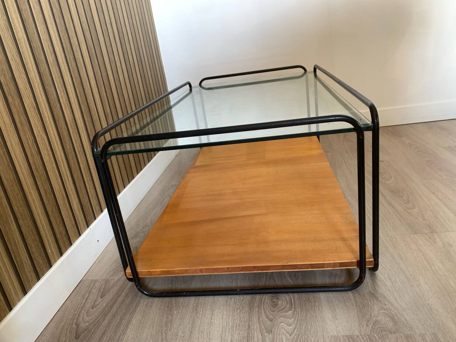 Italian coffee table from the 1960s.