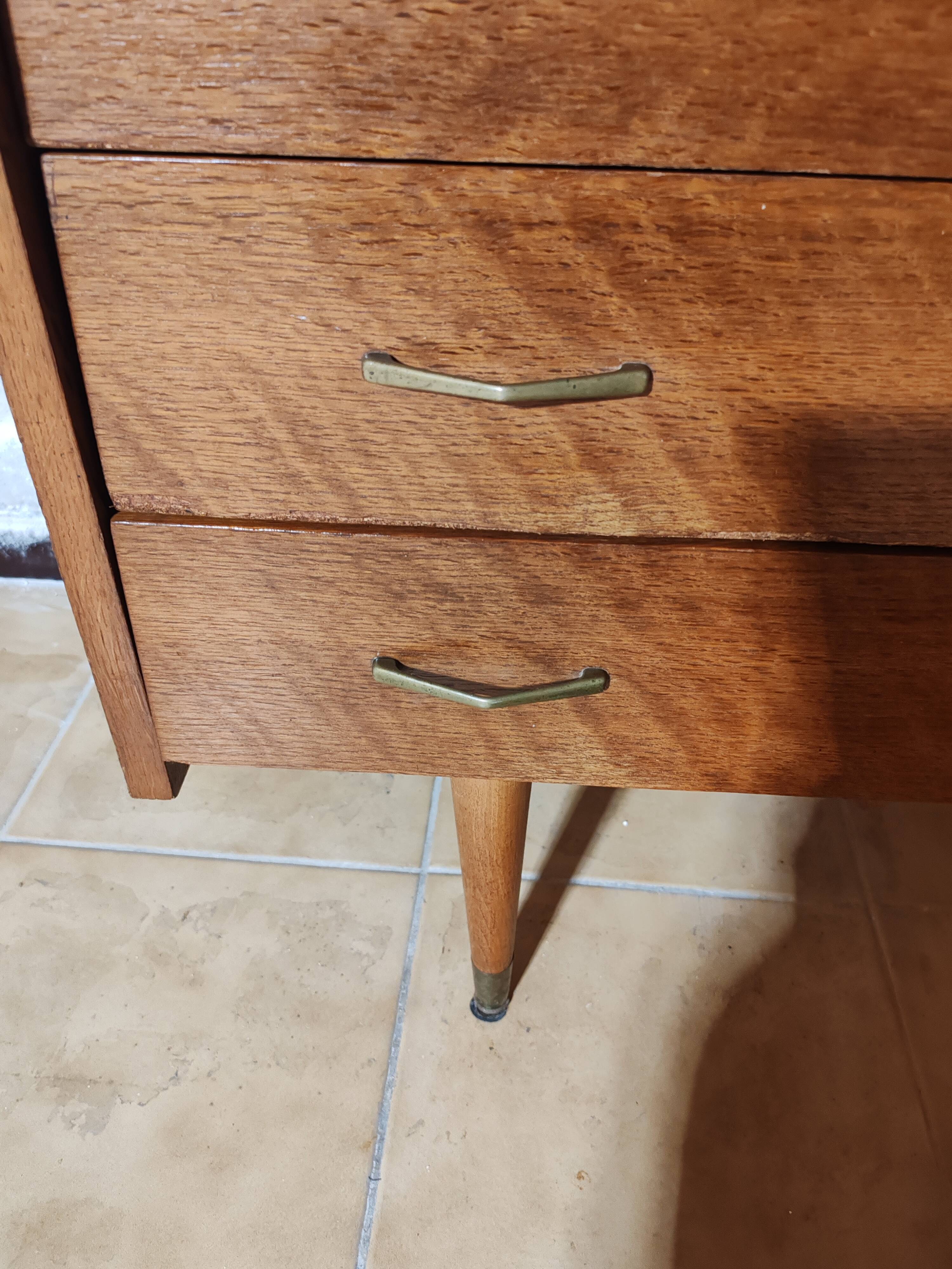 Vintage chest of drawers