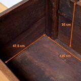 Important oak chest – late 19th century
