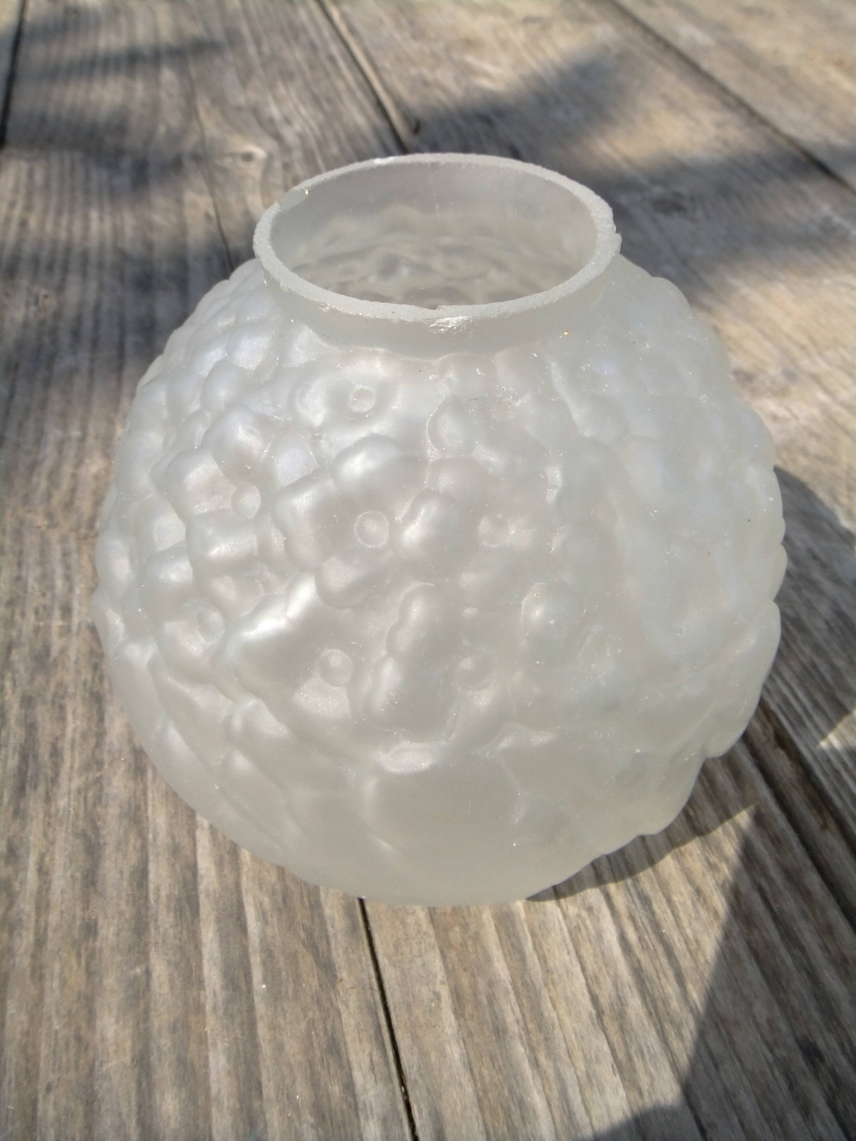 Art Deco ball vase pair with flower and leaf decor