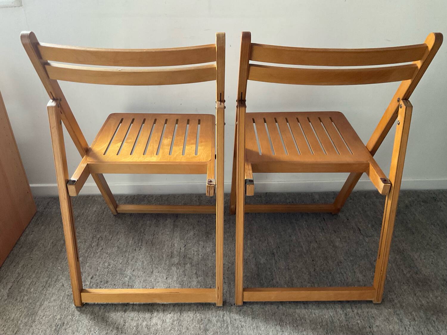 Pair of vintage folding chairs from the 70s-80s
