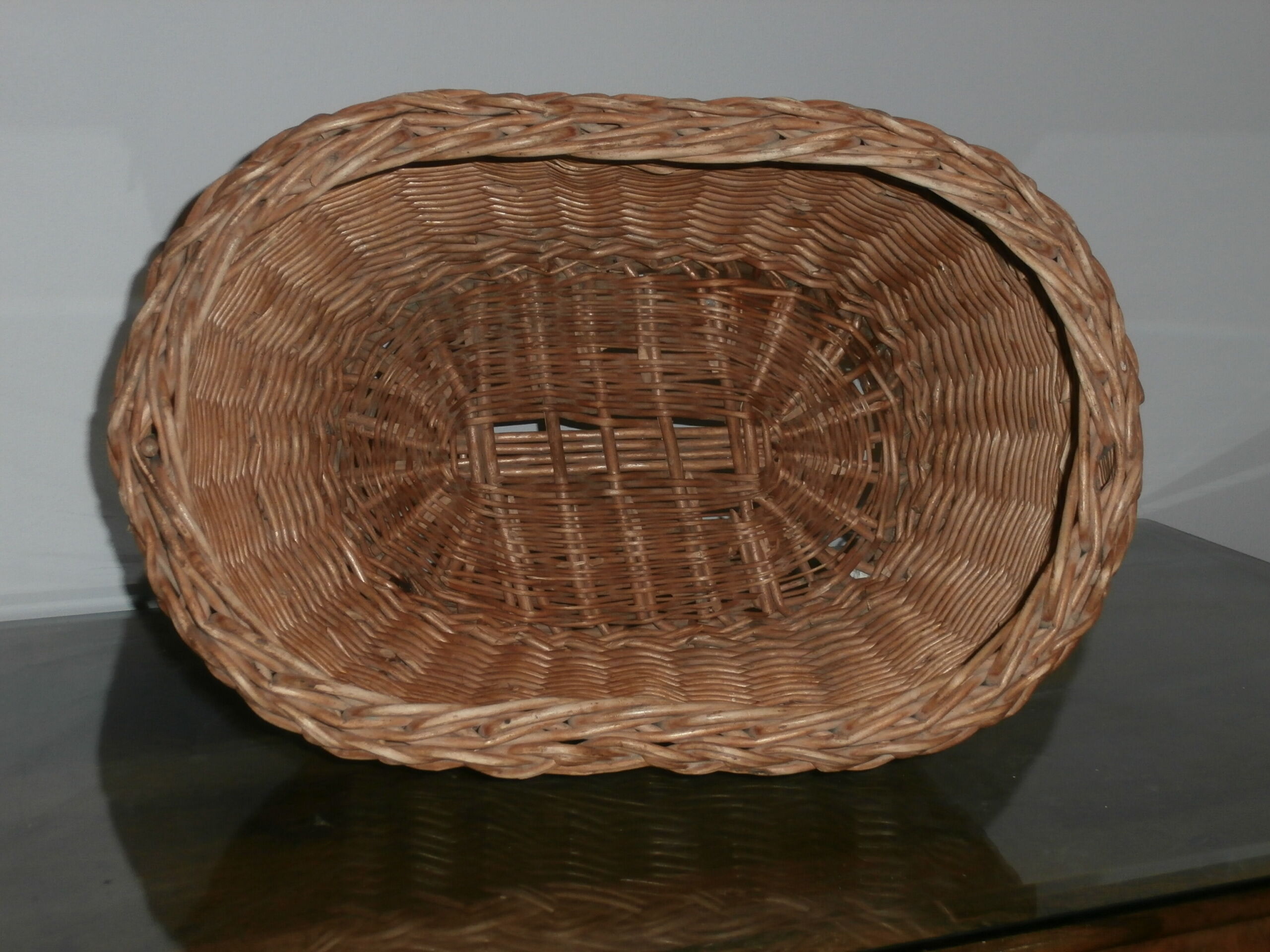 Wicker basket