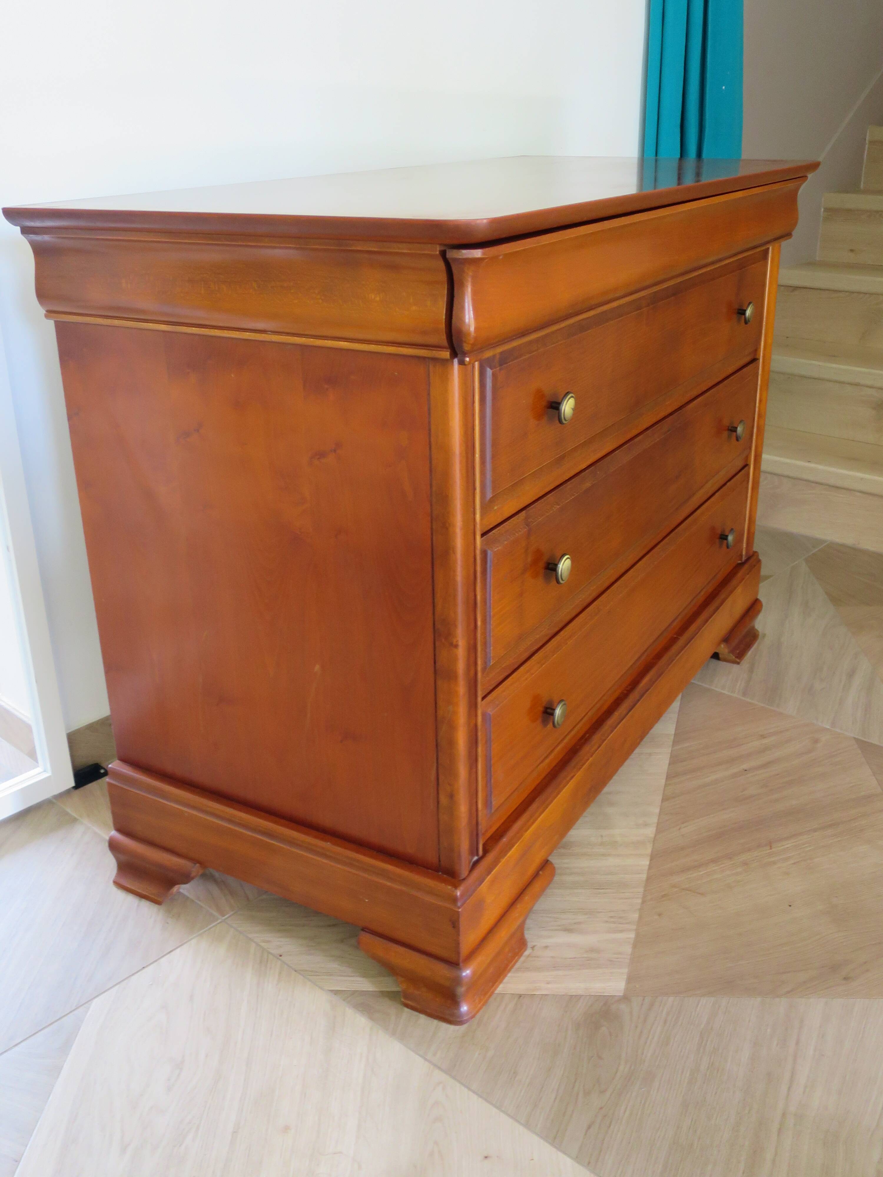 Cherry wood ogee chest of drawers - 4 drawers - 80s - long chest of drawers - Louis Philippe style