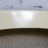 Important cylindrical planter in cream lacquered fiberglass, circa 1970