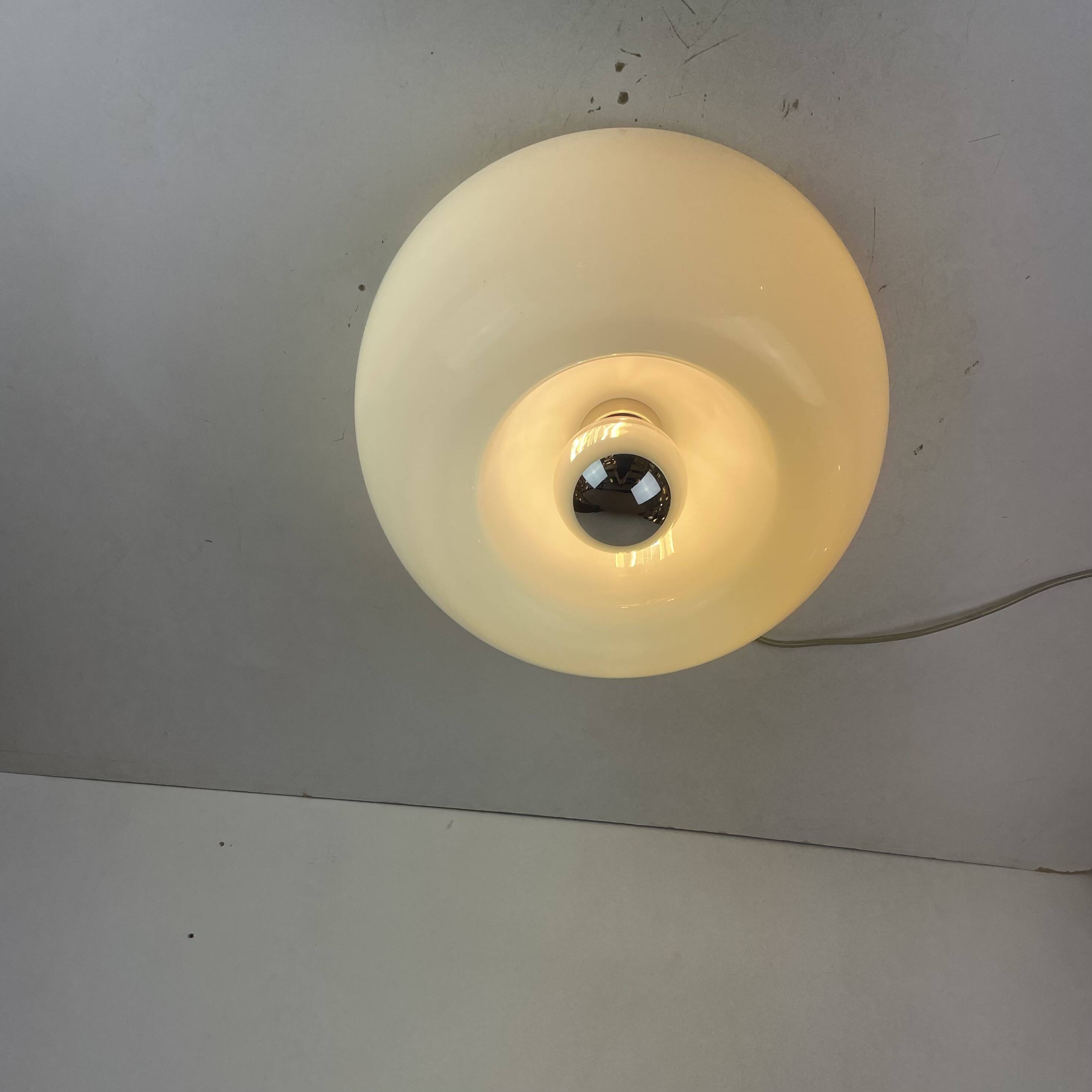Velella, lampe de plafond ou murale par I Castiglioni pour Flos, Italie, années 1960.