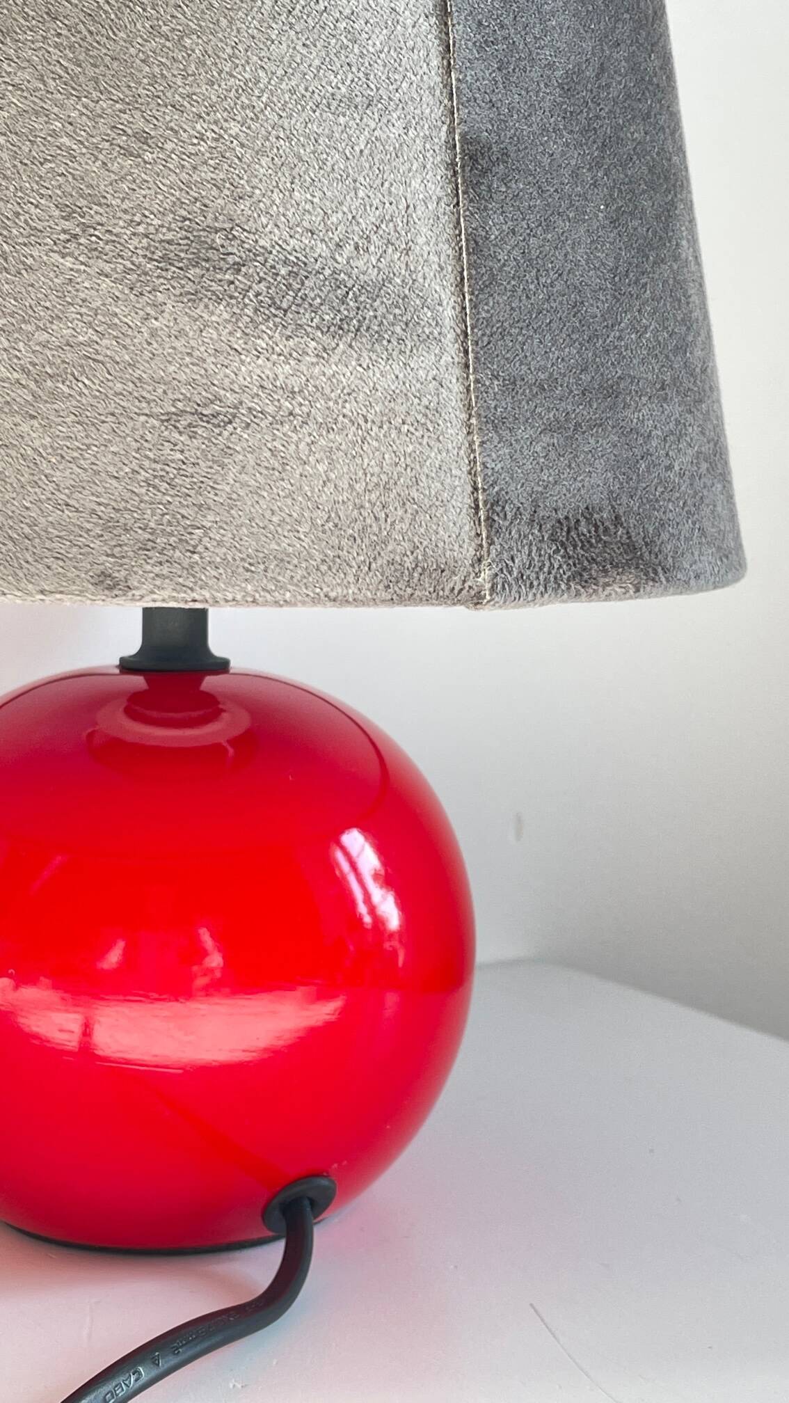 Red ceramic lamp from the 80s/90s