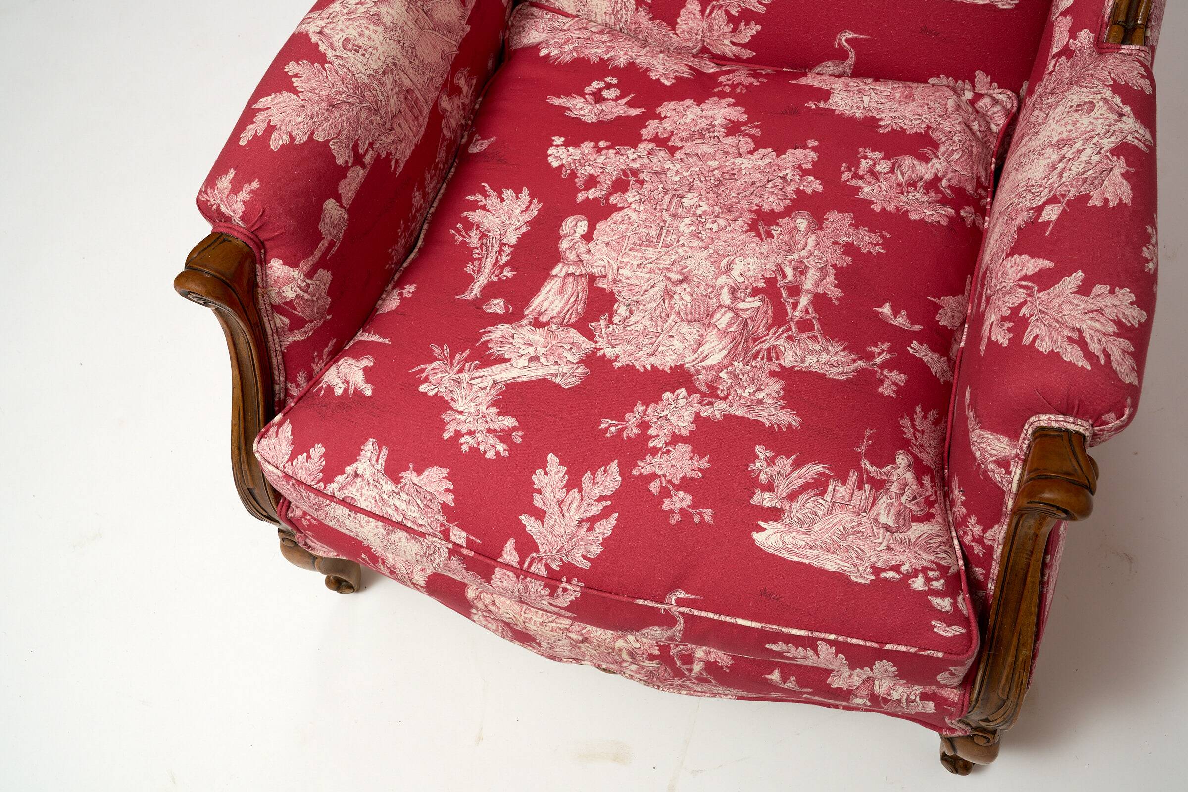 Pair of Louis XV style shepherdesses