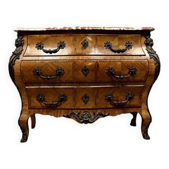 Louis XV style chest of drawers in precious wood marquetry, fully curved