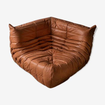 Togo corner armchair model designed by Michel Ducaroy 1973