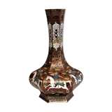 Partitioned Asian vase with Persian decoration. Vintage.