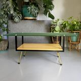 Coffee table with frosted glass top