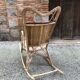 Rocking-chair en rotin