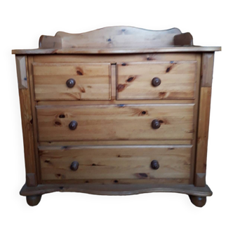 Chest of drawers with changing table