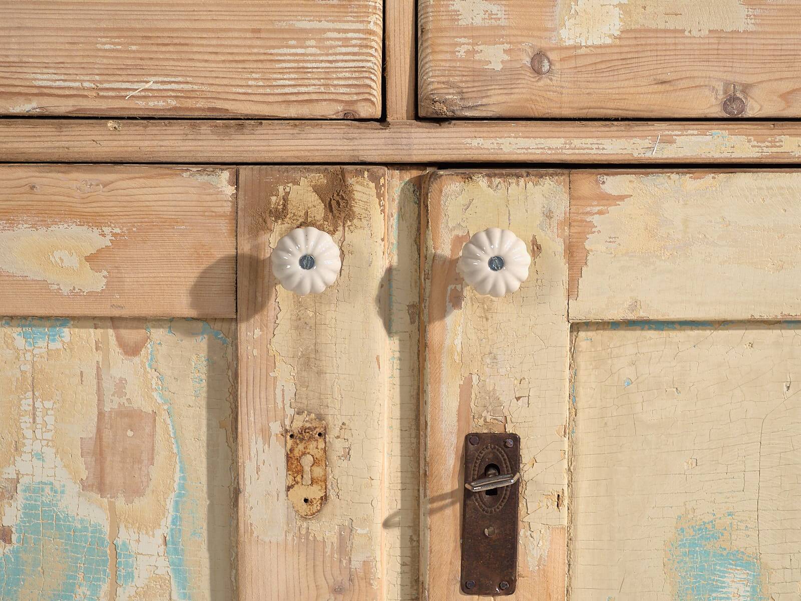 Antique chest of drawers with cream patina (circa 1920) #43