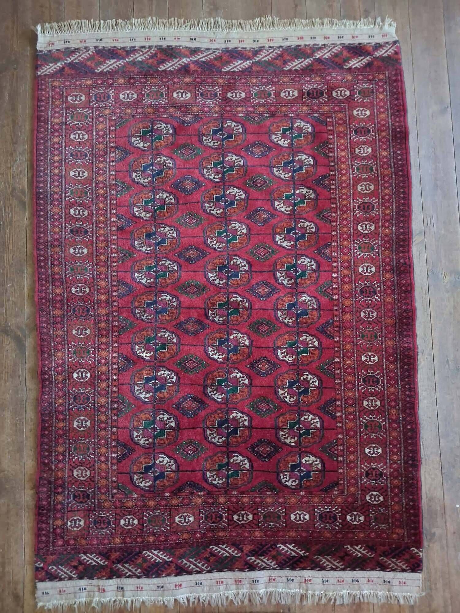 Tapis Boukhara Turkmène fait main 178x120cm