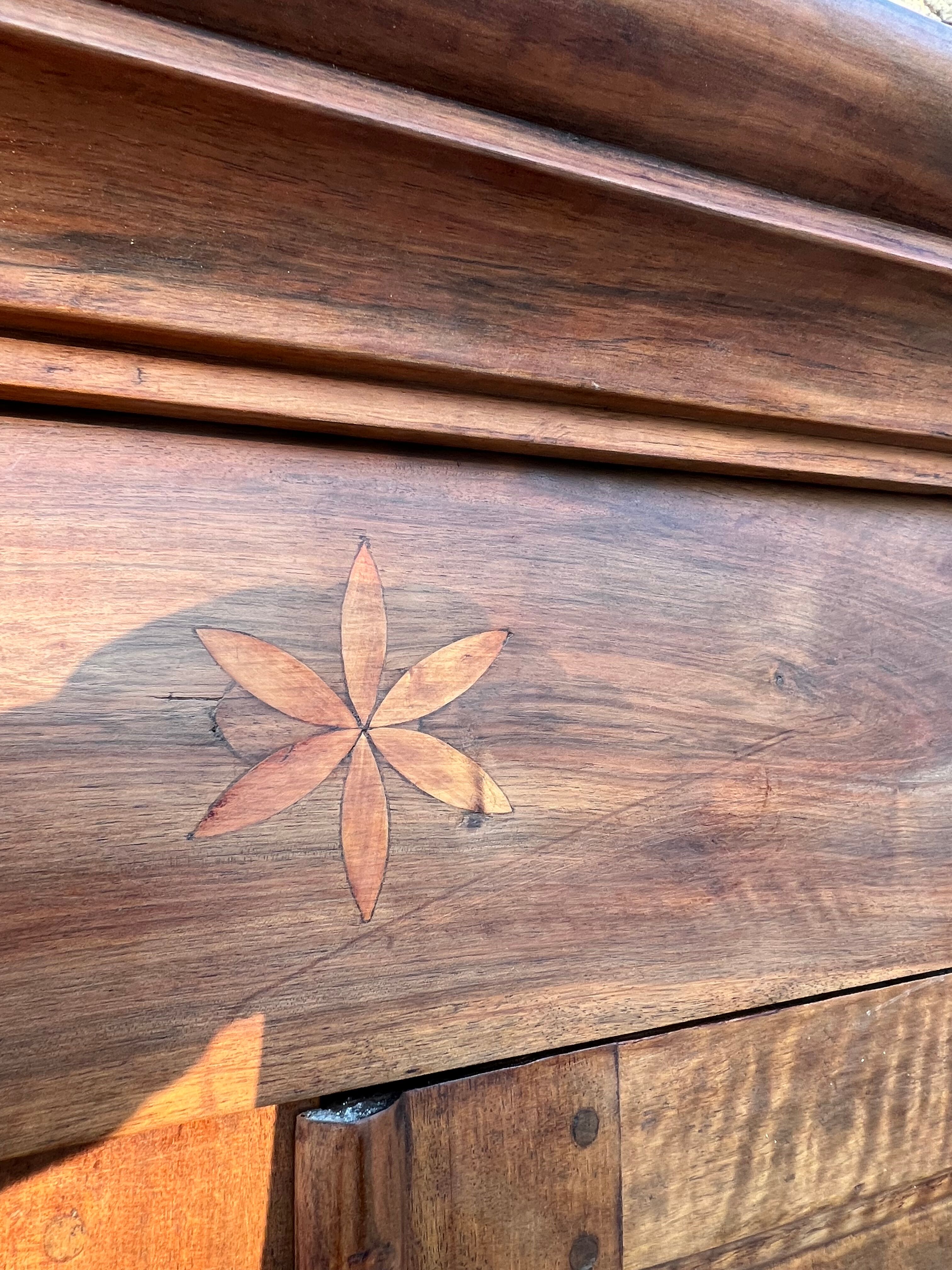 Old wardrobe of character XIX th of Rhone Valley