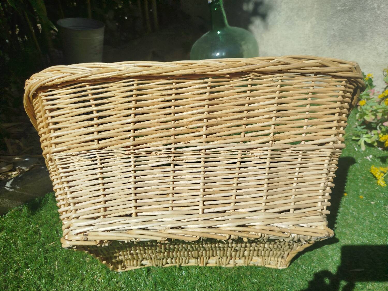 Wicker basket