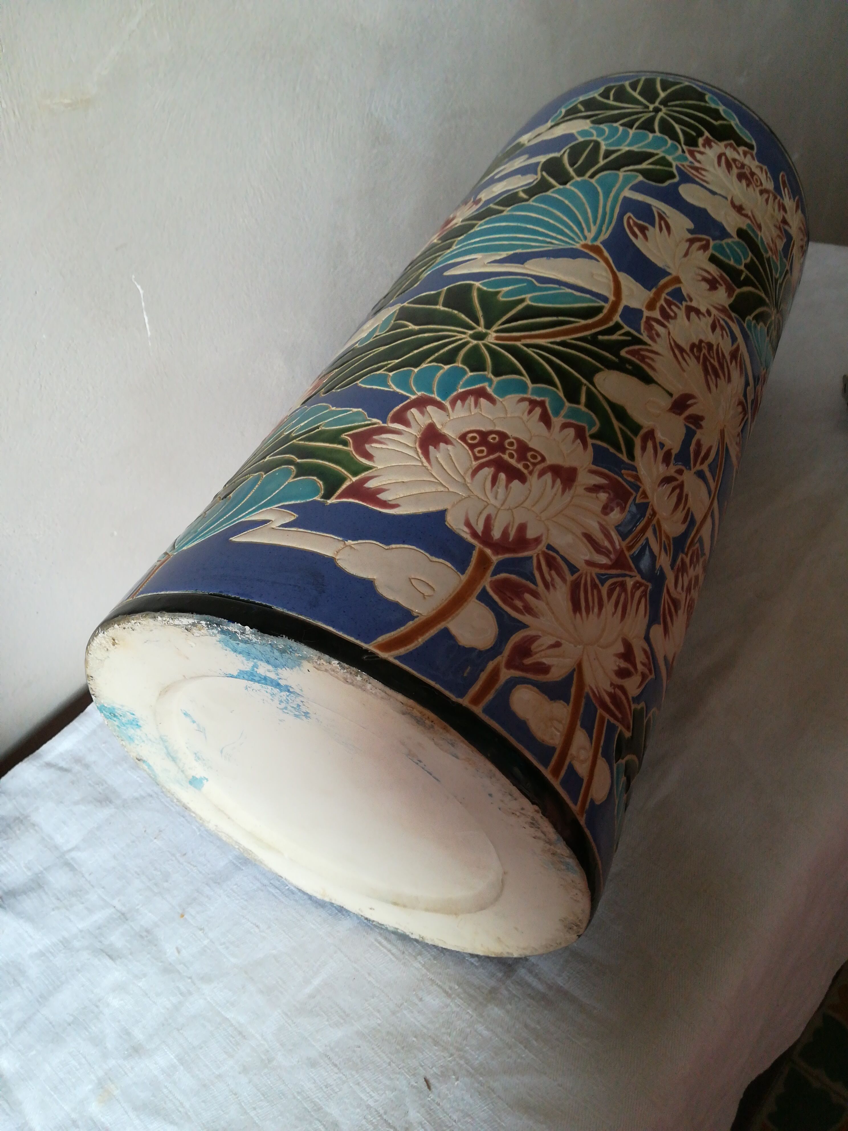 Umbrella holder ceramic a decoration of lotus