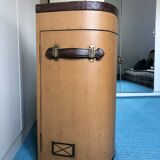 Travel dressing table