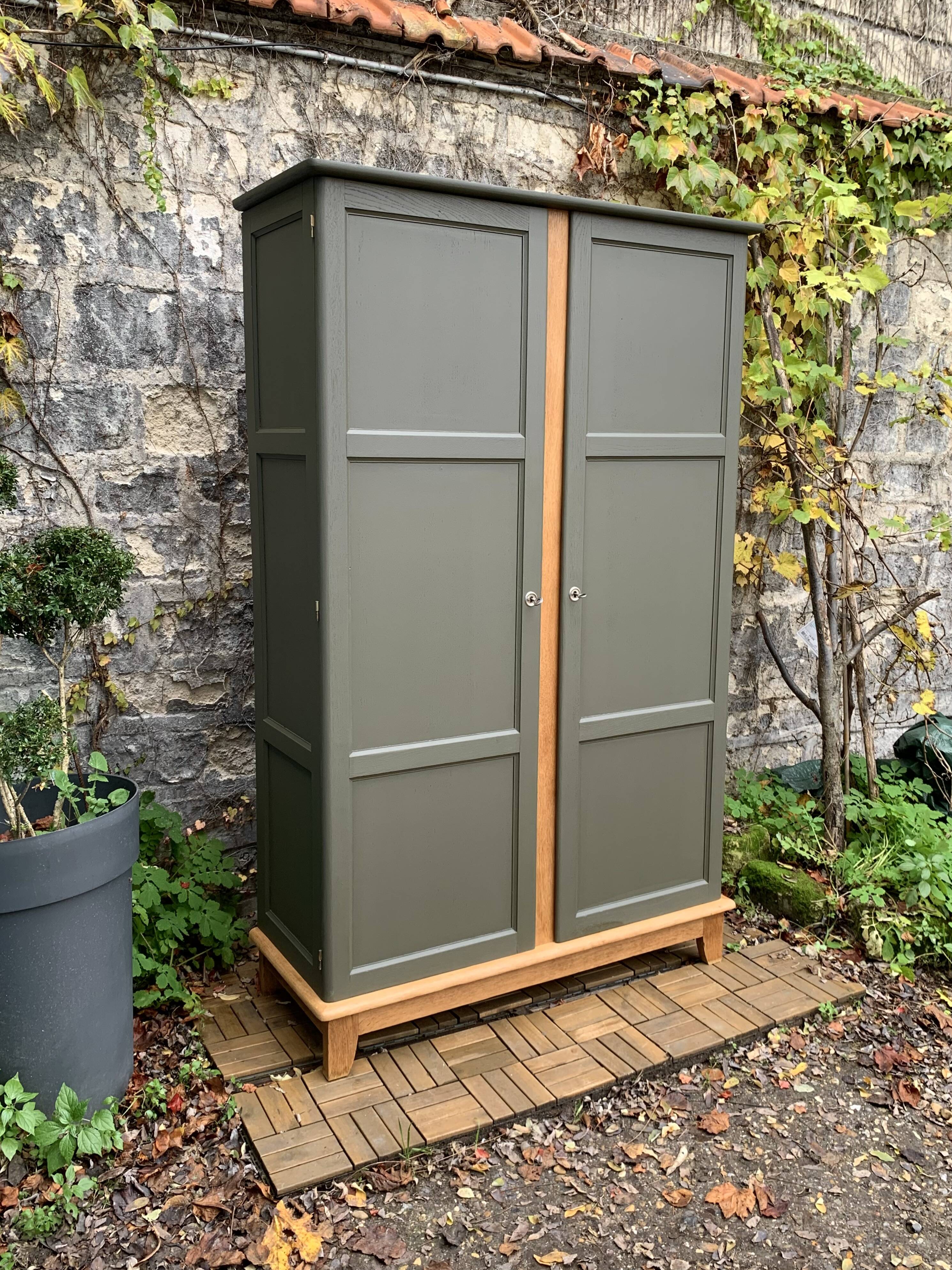 Parisian solid oak wardrobe 1960