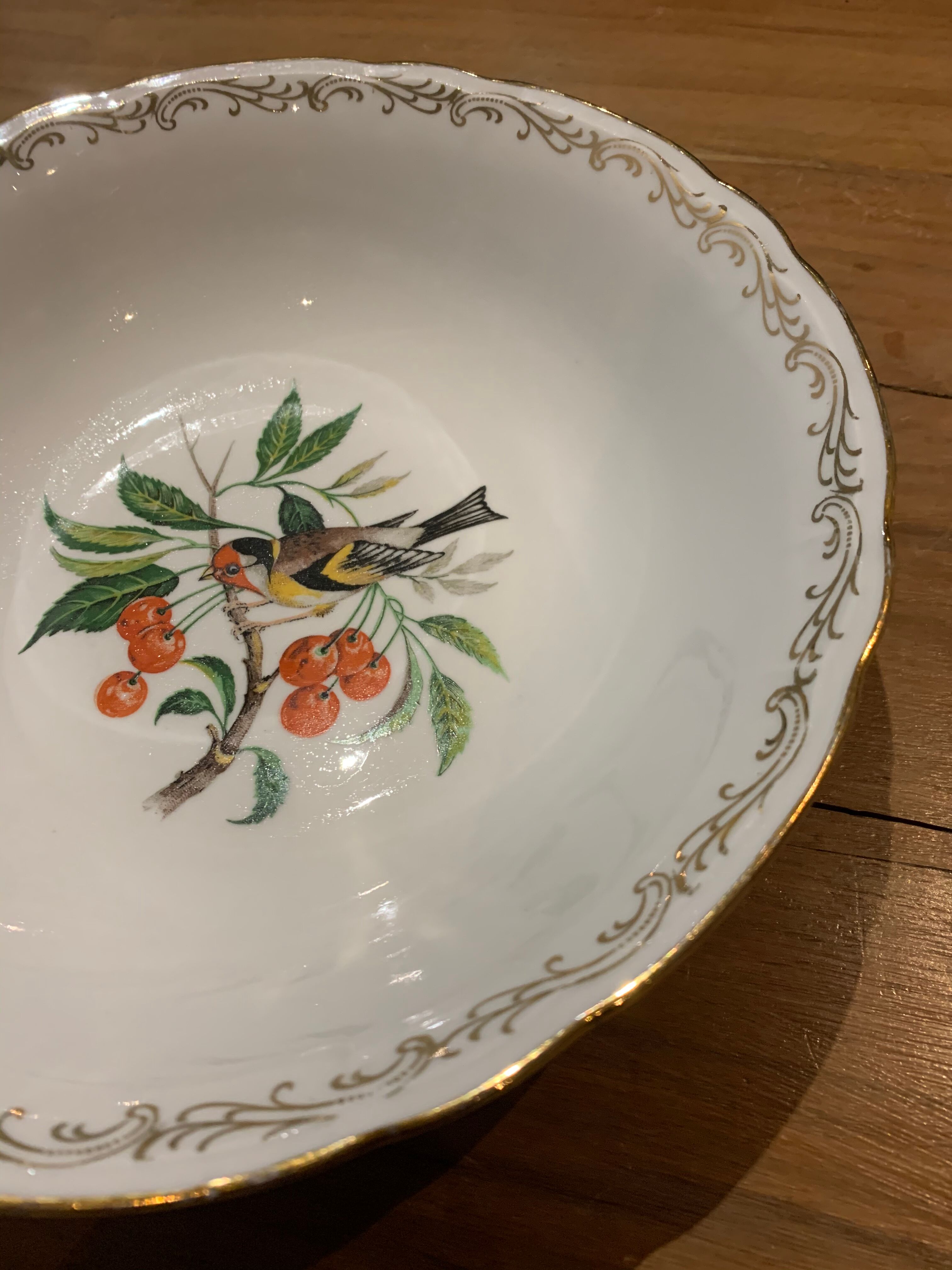 Berry porcelain salad