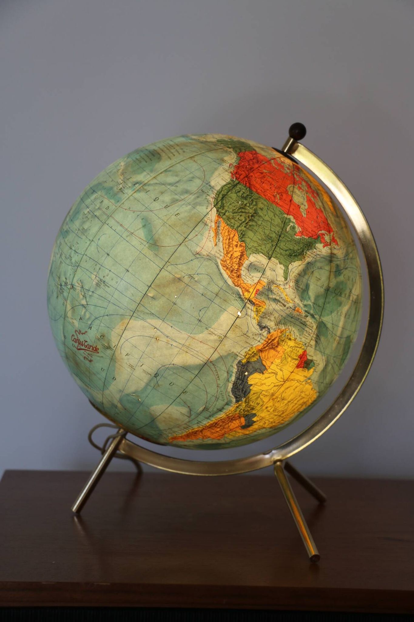 Globe terrestre lumineux TARIDE verre 1966