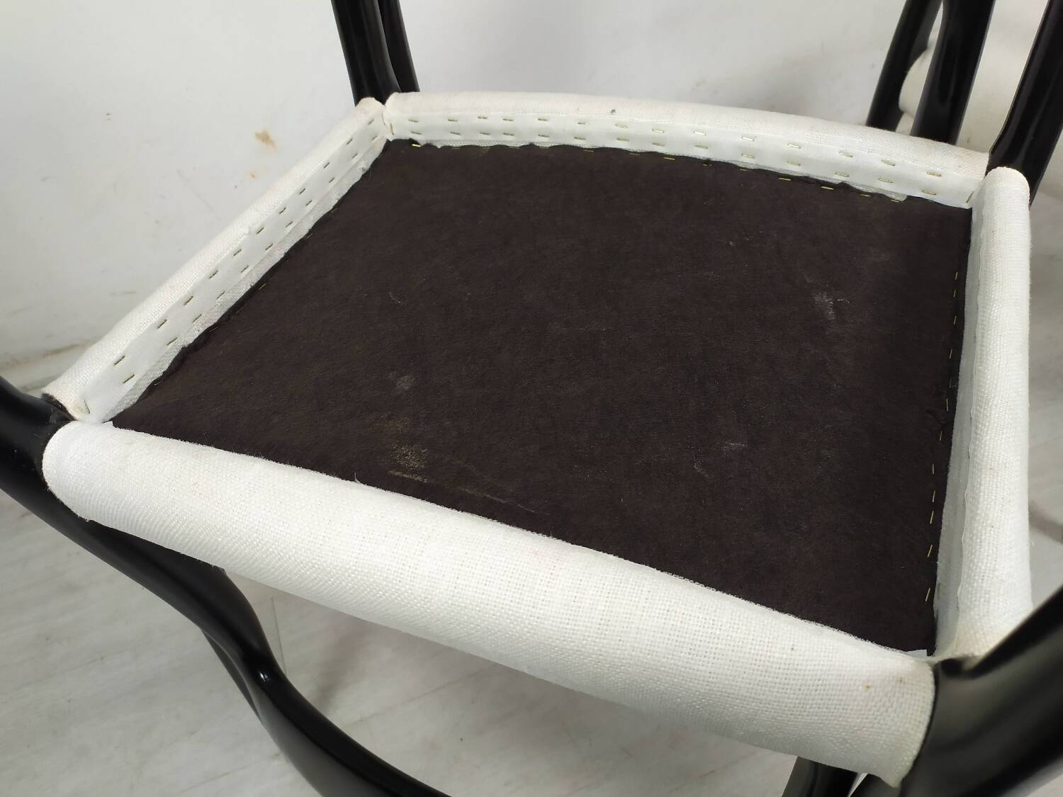 4 Scandinavian chairs