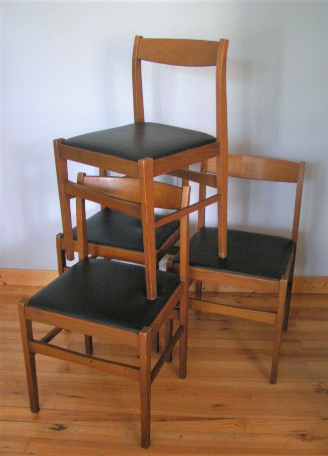 Set of 4 chairs