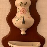 Green and pink water fountain