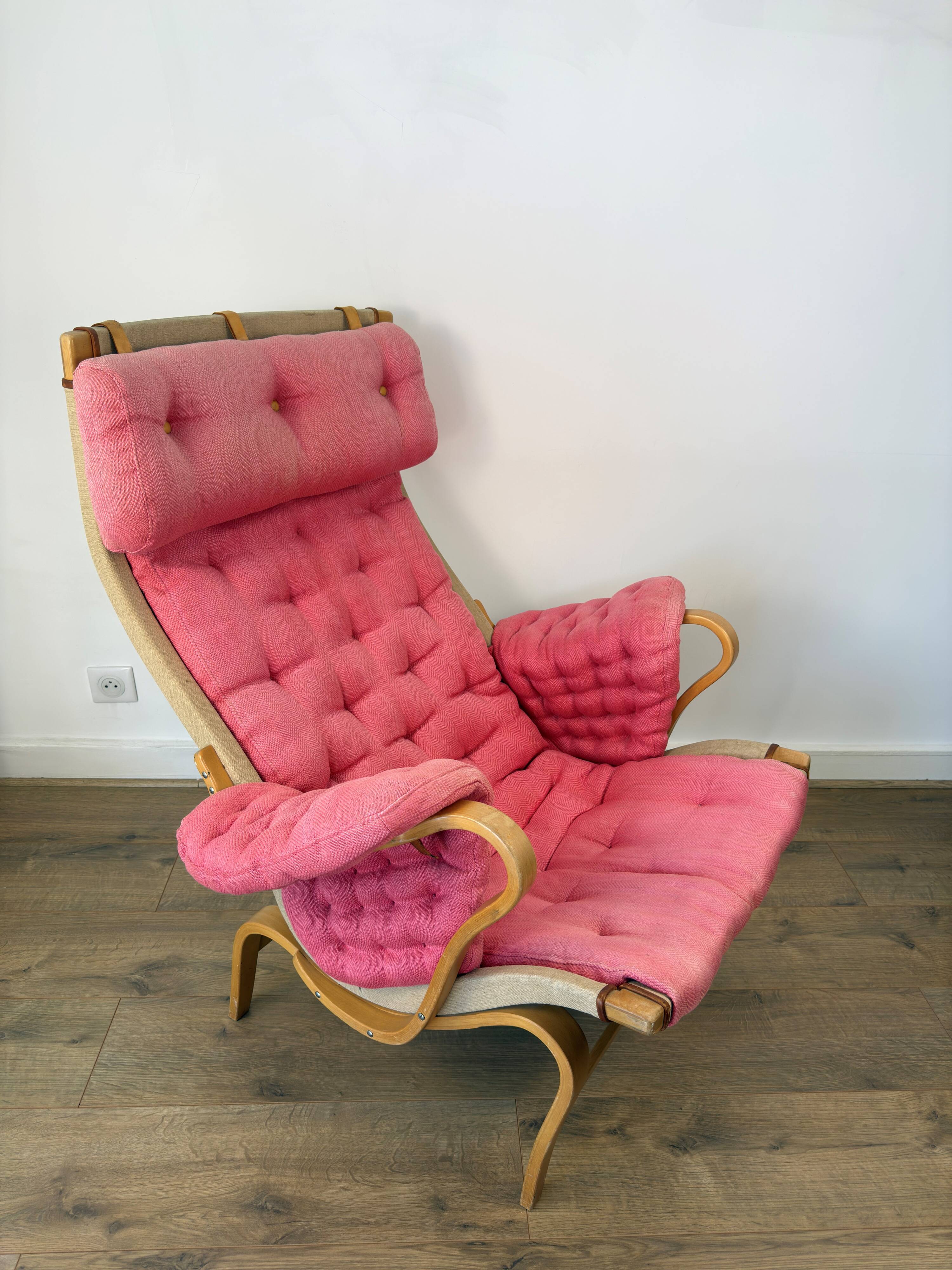 Pernilla Armchair by Bruno Mathsson for DUX – Pink Upholstery, 1970s–1980s