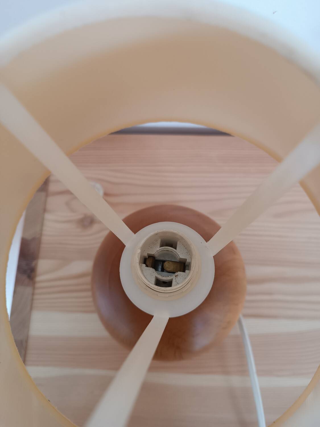 Solid walnut ball lamp