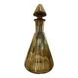 Conical glass decanter