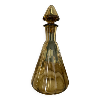 Conical glass decanter